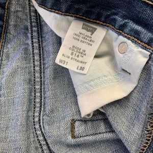 Levi Slim Straight 514 Jeans